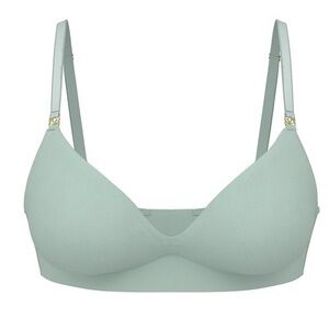 Victoria’s Secret Dream Angel Smooth Wireless Push-Up Plunge Bra- NWT- 44DDD